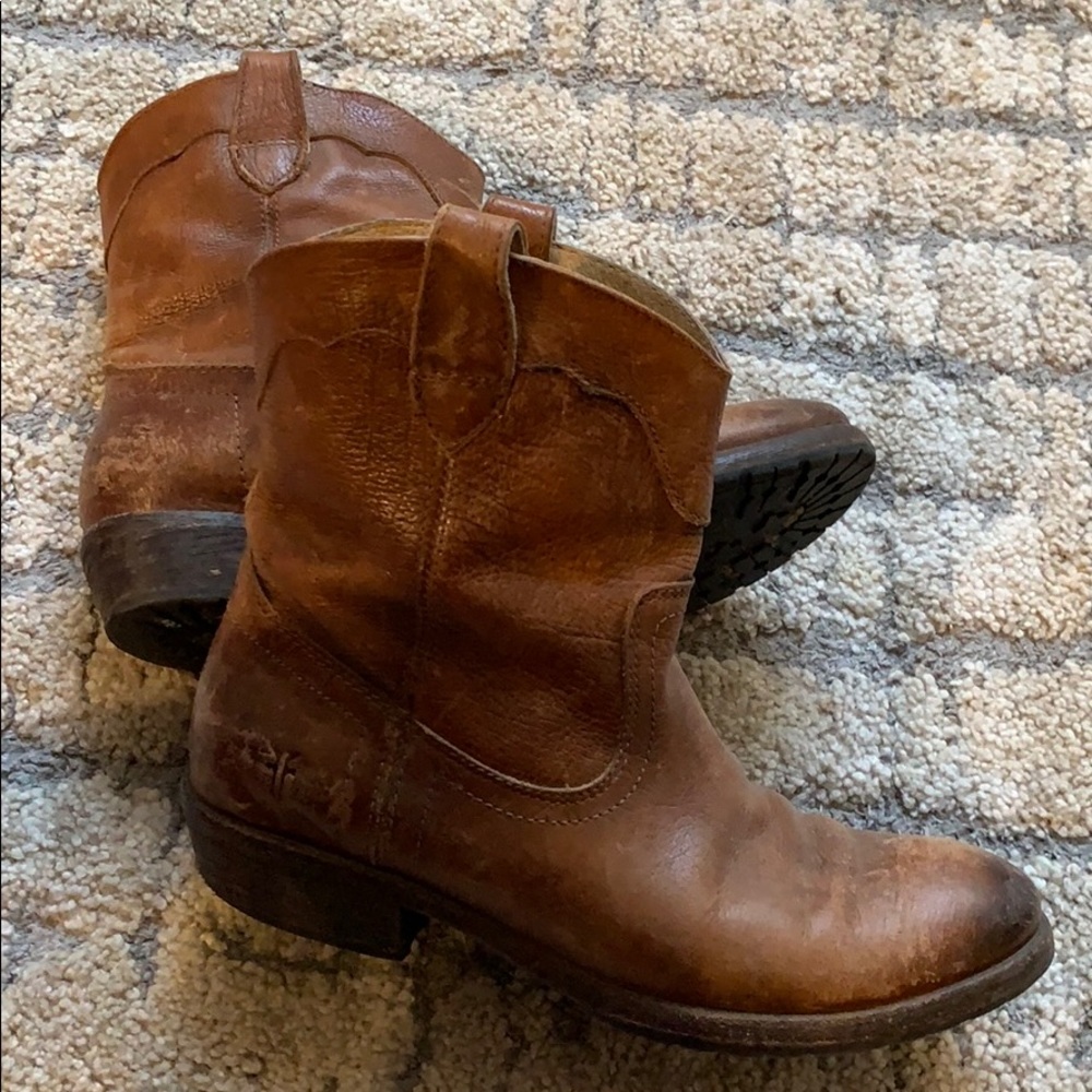 Fry boots